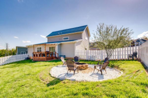 Hendersonville Home with Grill 1 Mi to Main St!